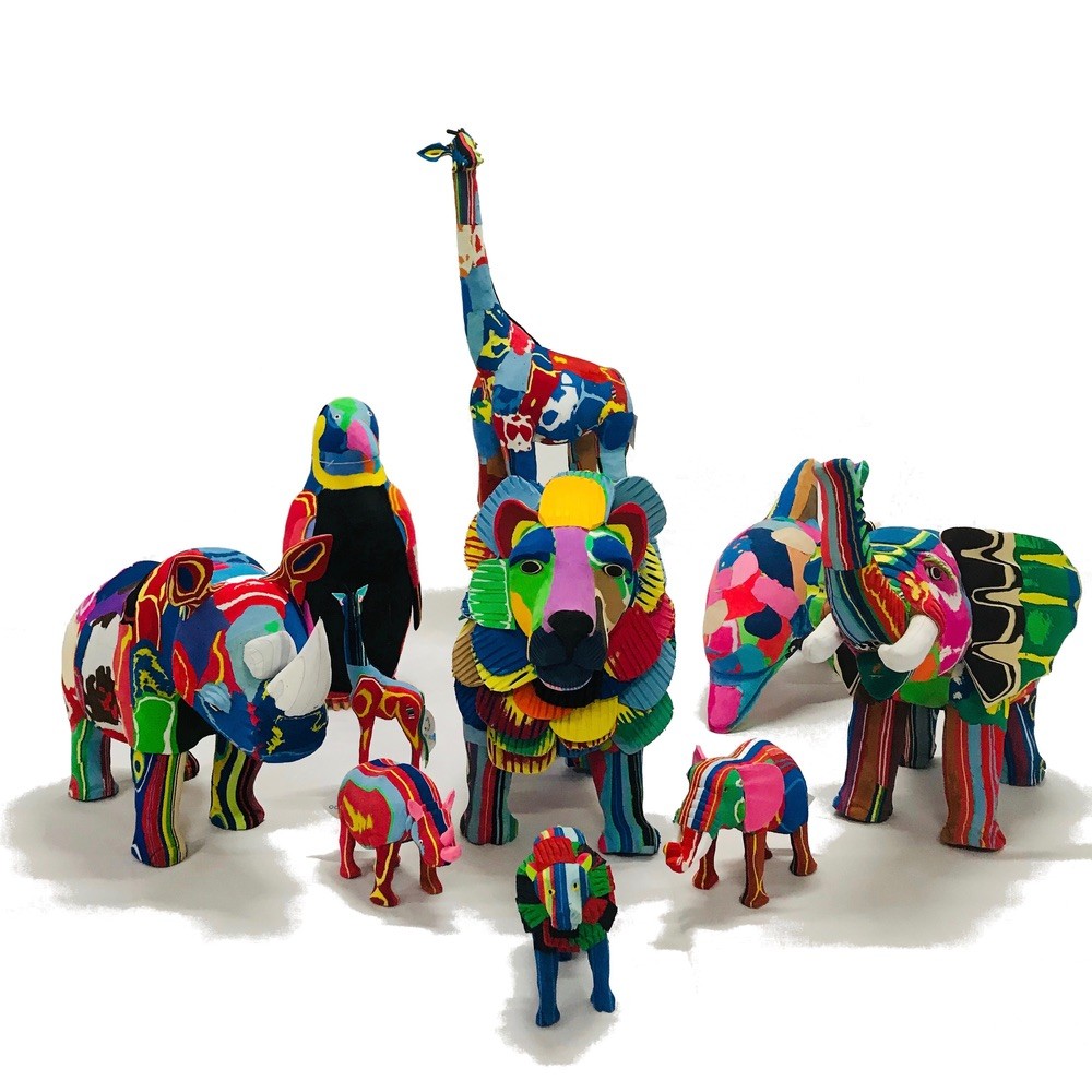 Flipflop skulpturer ifrån oceansole